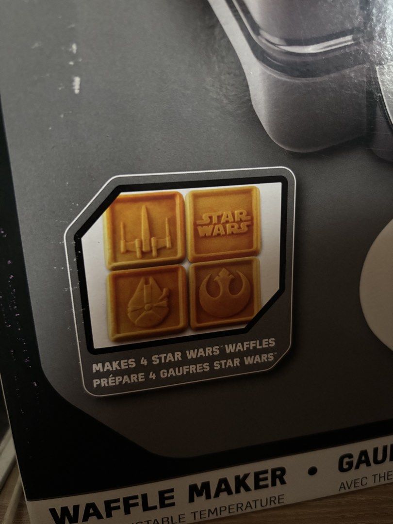 Star Wars Waffle maker (Category: Other Kitchenware & Tableware) located in Quezon City. Submitted by lexingtonngo (Listing ID 1456859518, Image 2). Description: 110v.