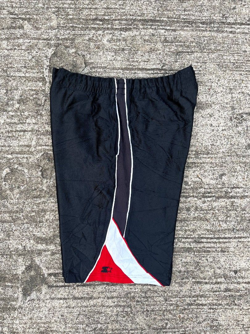 Starter Baller Short (Category: Shorts) located in Talisay. Submitted by reyteliquido (Listing ID 1456891341, Image 1). Description: Medium 28-38 loosegart pero may lace adjustable Length 21 Leg opening 12.5 Good condition Color rate 10/10 Issue lints.