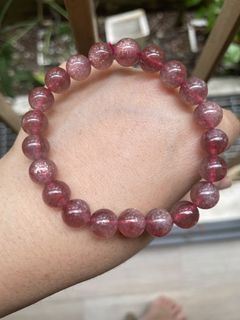 (Category: ) located in . Submitted by crystal_gem_world (Listing ID 1456789357, Image 1). Description: .
