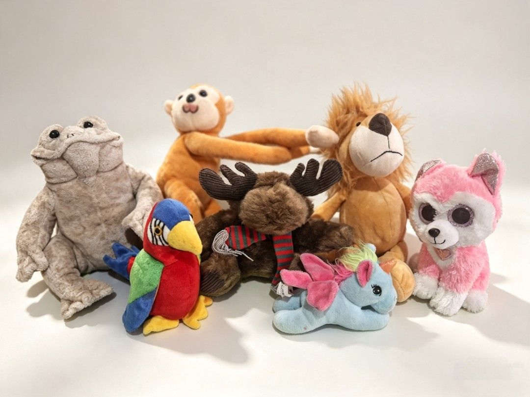 Stuffed Plush Toys Bundle (Category: Plushies & Soft Toys) located in Bulacan. Submitted by gjeen (Listing ID 1456804786, Image 3). Description: Take All (27 items) Selling As Is Some Needs Cleaning.