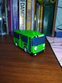(Category: ) located in . Submitted by KiwiyaDecluts (Listing ID 1456870128, Image 1). Description: .