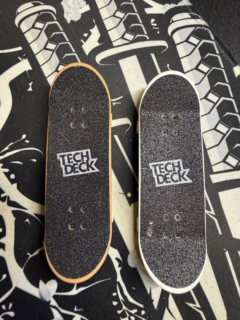 Tech Deck DC Superman Supergirl Krypto skateboard fingerboard set (Category: Action & Battle Toys) located in Marikina City. Submitted by axelscollectibles (Listing ID 1456909816, Image 3). Description: sold as set displayed only never played payment via gcash/bank transfer.