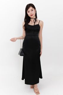 (Category: ) located in . Submitted by clothesxcottage (Listing ID 1456820154, Image 1). Description: .