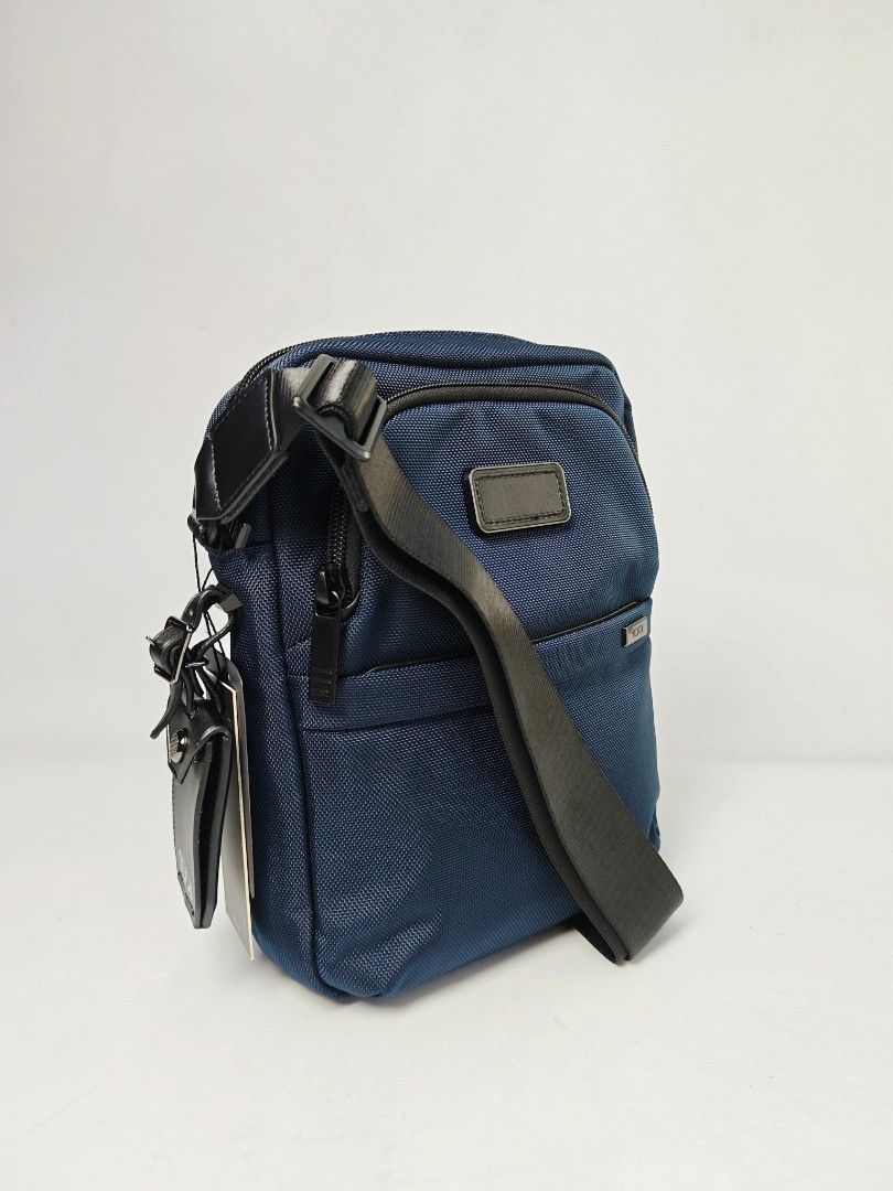TUMI small sling crossbody bag men canvas (Category: Sling Bags) located in Quezon City. Submitted by tanramoni (Listing ID 1456872965, Image 3). Description: .
