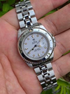 (Category: ) located in . Submitted by kevin.watches (Listing ID 1456853183, Image 1). Description: .