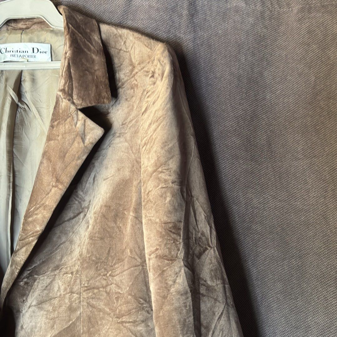 Vintage Christian Dior Suede Blazer (Category: Luxury Apparel) located in Ozamiz City. Submitted by vanouy (Listing ID 1456784150, Image 3). Description: 18x24.