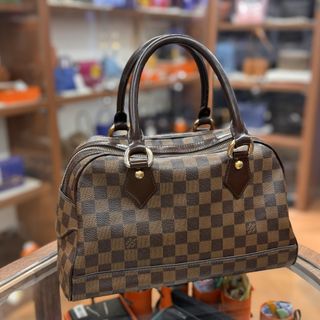 （分類：）位於 。 由 pandabag 提交（商品編號 1456850734，圖片 1）。簡介： 。