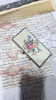 (Category: ) located in . Submitted by cestparfaitvintagejewelries (Listing ID 1456845484, Image 1). Description: .