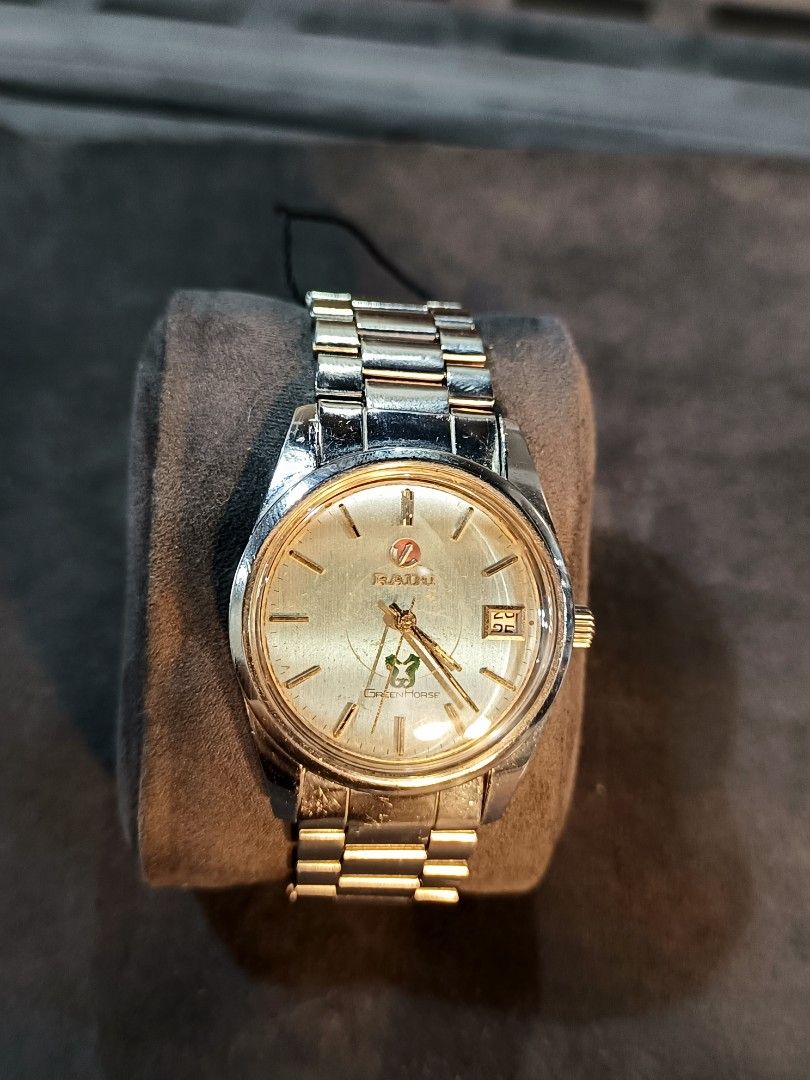 vintage Rado Green Horse automatic watch (Category: Men's Watches) located in Quezon City. Submitted by cyrus_0918.sept (Listing ID 1456829450, Image 1). Description: .
