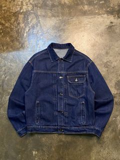 (Category: ) located in . Submitted by greendaythrift_ (Listing ID 1456946992, Image 1). Description: .