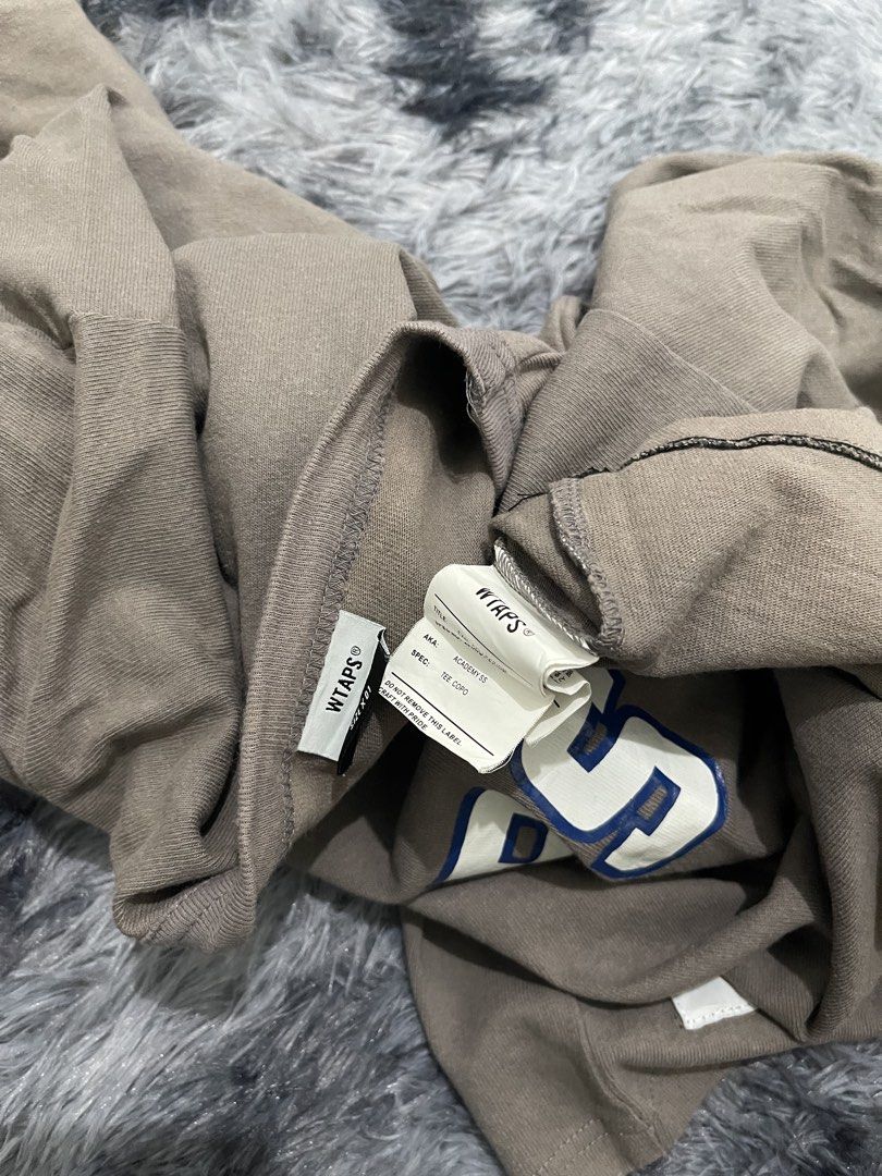 Wtaps (Category: Longsleeves) located in San Jacinto. Submitted by clothcartelph (Listing ID 1456905004, Image 3). Description: Wtaps Size: 1 Dimes: 19/26 Condition: good as new Color rate: 9.6/10 No issue.