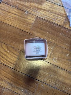 (Category: ) located in . Submitted by _sellingxstuff_ (Listing ID 1456914867, Image 1). Description: .