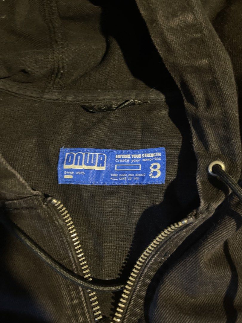 ZARA DOUBLE ZIP WORK WEAR JACKET (Category: Hoodies) located in Quezon City. Submitted by aaapanda1131221 (Listing ID 1456824075, Image 2). Description: LENGTH 24.5 INCHES WIDTH 48 INCHES.
