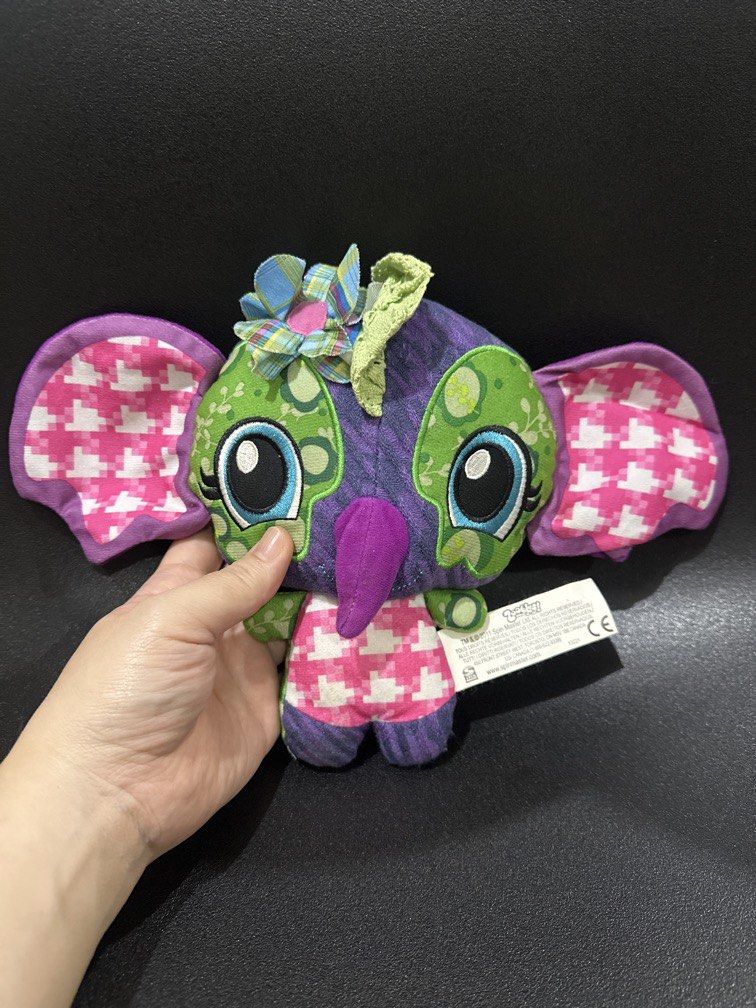 Zoobles Plushie (Used) (Category: Plushies & Soft Toys) located in Manila. Submitted by krystalchewey_ (Listing ID 1456914646, Image 1). Description: Used Actual Photo Posted 200php.