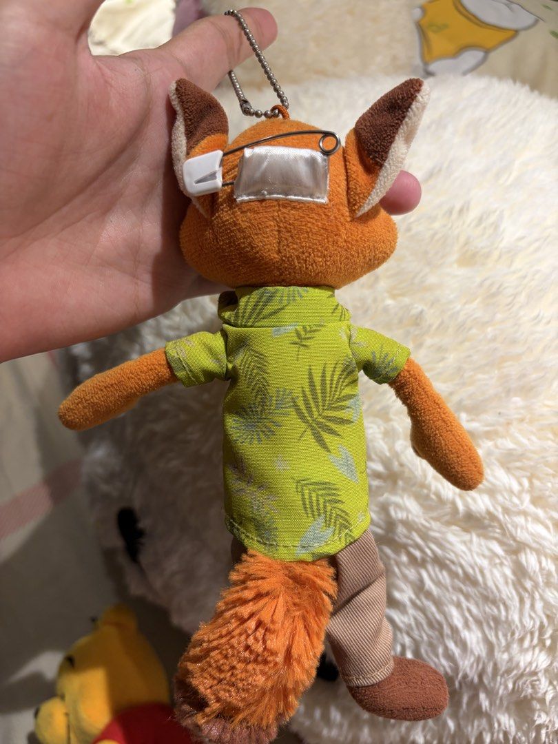 Zootopia Nick Wilde Plush Charm Toys (Category: Plushies & Soft Toys) located in Makati City. Submitted by squishycorner (Listing ID 1456873356, Image 2). Description: .