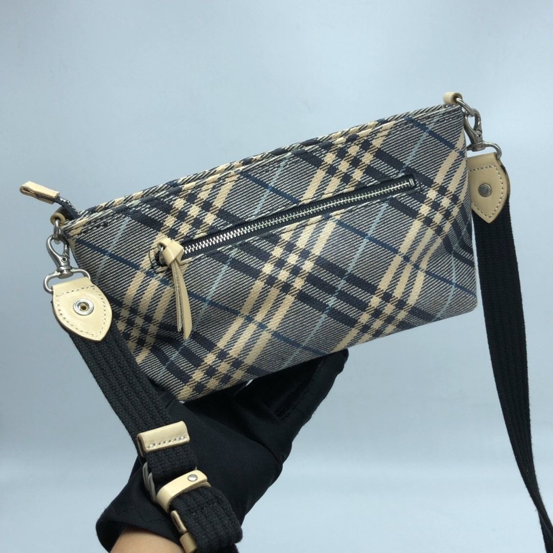 267007938 BURBERRY BAG SLING BAG (Category: Luxury Bags & Wallets) located in Taguig. Submitted by ecoring.ph (Listing ID 1456972771, Image 1). Description: ◆CONDITION: B- ◆DESCRIPTIONS: (Other defects/info:) OUTER: The body of the bag is deform, dirty, peel off, stained, press marks, fading and shows clear signs of use. The buttom and buttom corners of the bag is dirty, stained, fading, soiling and shows clear signs of use. The tabs and crossbod