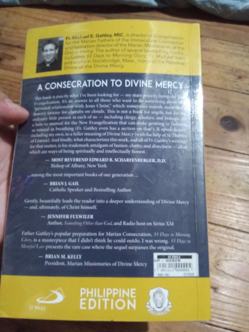 33 Days to Merciful Love by Michael E. Gaitley, MIC (Category: Religion Books) located in Pasig City. Submitted by teebeedeee (Listing ID 1457138844, Image 3). Description: - Title: Do-it-yourself retreat in preparation for consecration to Divine Mercy - Author: Fr. Michael E. Gaitley, MIC - Edition: Philippine edition from St. Pauls - Ideal for: Personal retreat and consecration to Divine Mercy preowned softcover copy complete pages plastic cove