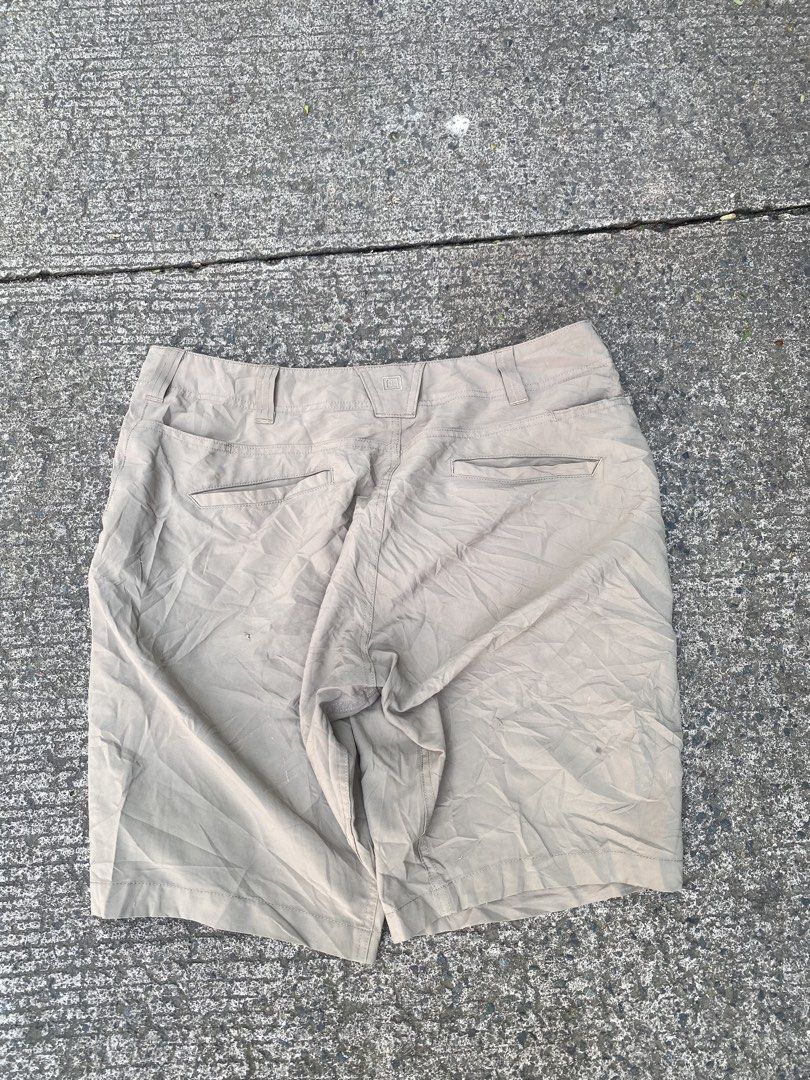 511 TACTICAL SHORTS (Category: Shorts) located in Quezon City. Submitted by davidso682 (Listing ID 1456980399, Image 2). Description: Waist 34 Length 21 Color Rate 9.5/10 Excellent Condition Issue last pic.