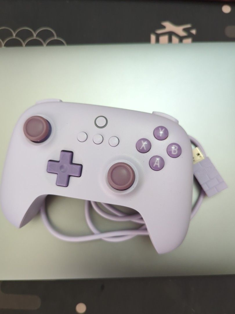 8bitdo ultimate C 2.4G wireless (Category: Controllers) located in Kuala Lumpur. Submitted by panzer_leaf (Listing ID 1456985196, Image 3). Description: look it up before purchase.