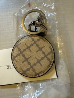 （分類：）位於 。 由 keenshark.981ec9 提交（商品編號 1457051327，圖片 1）。簡介： 。