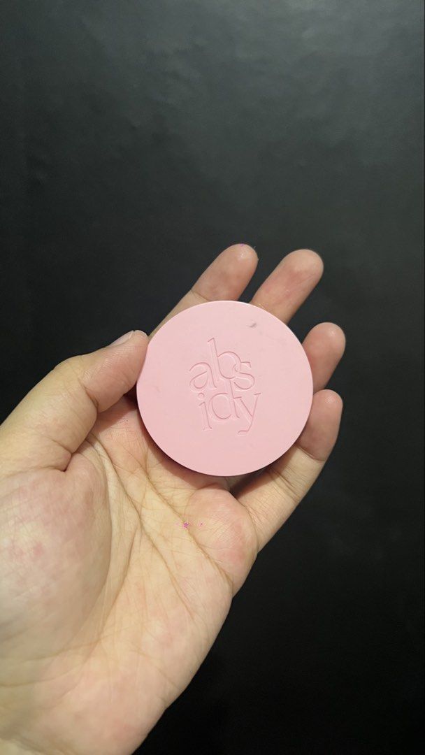 ABSIDY Soft Cheeks Blurring Powder (Category: Makeup) located in Paranaque City. Submitted by itsdonibear (Listing ID 1457129294, Image 1). Description: • Shade: Cornelia • Used once • Rfs: I thought somehow babagay sa morena (bought it sa tiktok shop last August 5) • Original Price: 383.17.