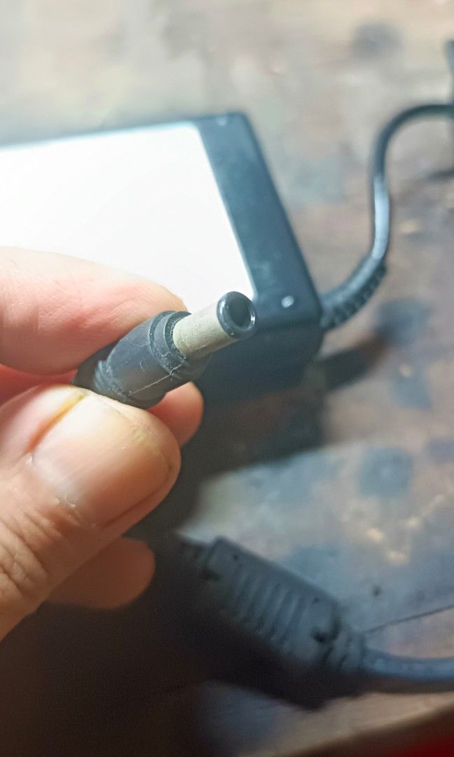 AC bell charger 19 volts (Category: Chargers) located in Manila. Submitted by zon1226 (Listing ID 1457032275, Image 2). Description: .