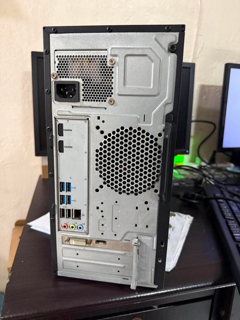 Acer aspire TC 875 (Category: Desktops) located in Manila. Submitted by happyearth.953a15 (Listing ID 1457079599, Image 2). Description: Acer aspire TC 875 I3 10th gen Nvidia GeForce GT 730 8gb ram 128gb m.2 1TB HDD Windows 11 pro OS Unit with power cord 💸💸 8,500 Location: San Andres bukid manila Pick up or deliver.