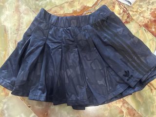 (Category: ) located in . Submitted by luxegal (Listing ID 1457085776, Image 1). Description: .
