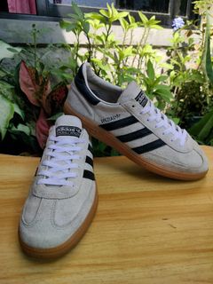 (Category: ) located in . Submitted by sneakerhousedavao (Listing ID 1456961551, Image 1). Description: .
