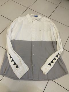 (Category: ) located in . Submitted by bundlethrift.com (Listing ID 1456996248, Image 1). Description: .