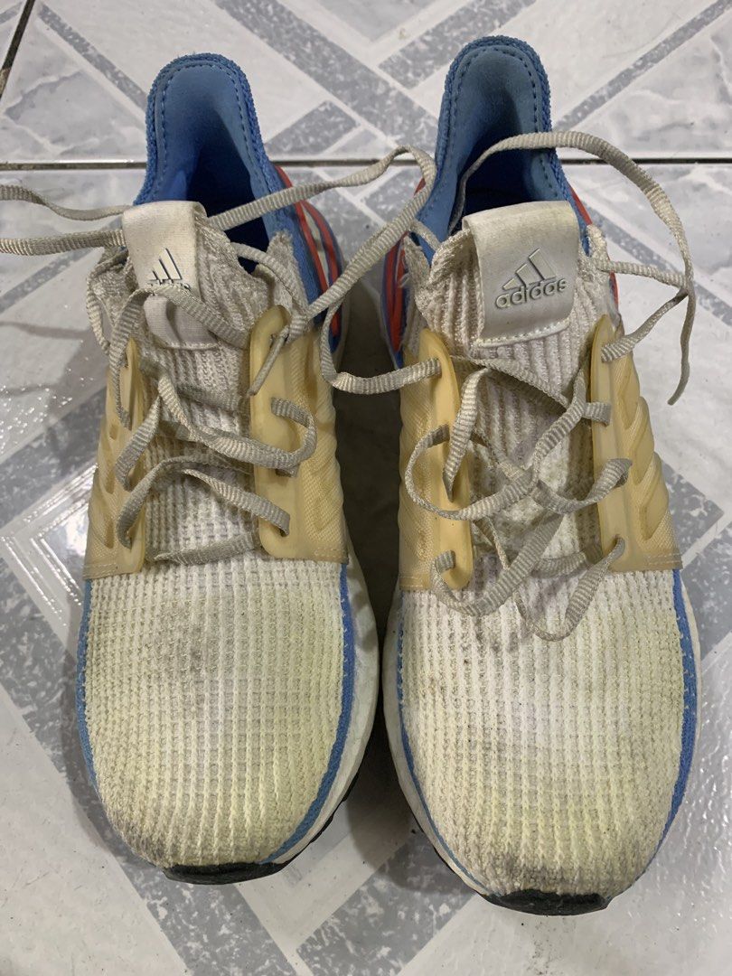 Adidas running shoe (Category: Sneakers) located in Antipolo. Submitted by cebb888 (Listing ID 1456979881, Image 1). Description: Selling adidas running shoe , light weight comfortable to wear .. usage : 89% Where is as is ...