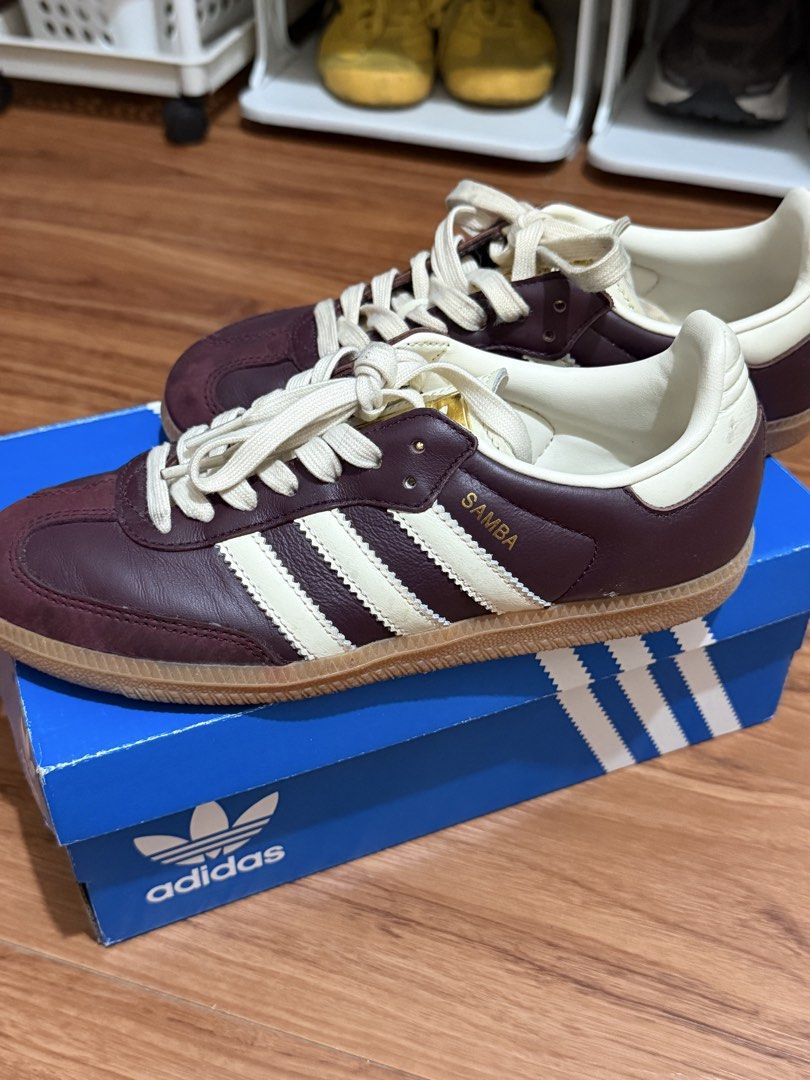 adidas Samba OG "Maroon/Core White/Gold Metallic" (Category: Sneakers) located in Manila. Submitted by _mikash (Listing ID 1457117914, Image 2). Description: adidas Samba OG “Maroon/Core White/Gold Metallic” Us-5 F- 36 UK 3 1/2.