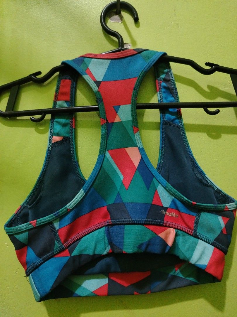 Adidas Sports Bra (Category: Activewear) located in Abucay. Submitted by zai_1313 (Listing ID 1457058328, Image 2). Description: Size Small.