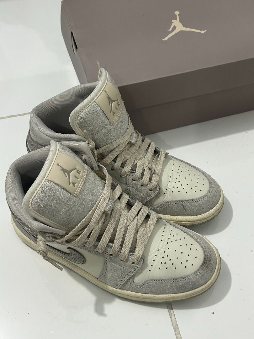 Air Jordan 1 Mid SE Pale ivory (Category: Sneakers) located in Quezon City. Submitted by ktmrn (Listing ID 1457135852, Image 2). Description: Authentic Air Jordan 1 Mid SE sneakers just needs cleaning but pair is very crisp decluttering Purchased from Nike App singapore Orig price - 7895 Selling 2500 last price With box.