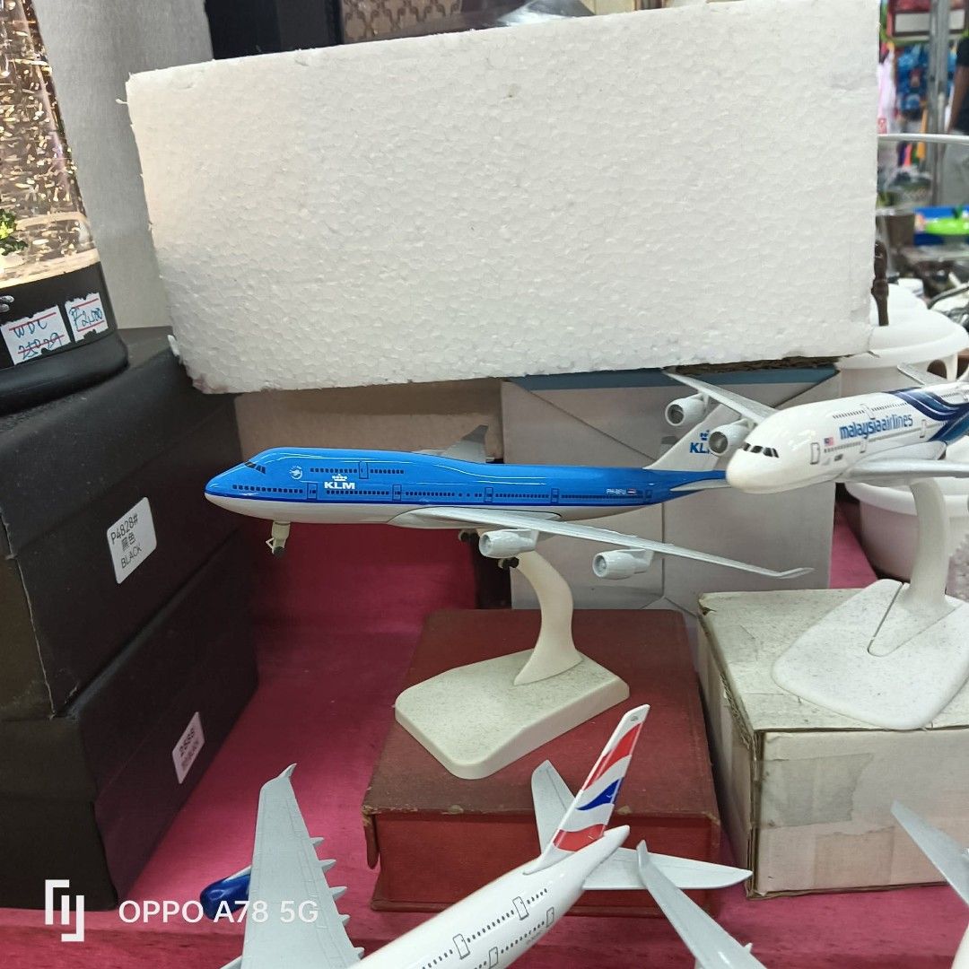 AirAsia Airplane Model with Stand (Category: Vehicle & Diecast Models) located in Manila. Submitted by hasylne.818 (Listing ID 1457027295, Image 2). Description: - Diecast AirAsia airplane model - Features the iconic red and white livery - Includes a display stand - Ideal for collectors or as a decorative piece - Looks great on any shelf - Check out our other available models!.