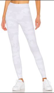 (Category: ) located in . Submitted by anges_closet (Listing ID 1457043295, Image 1). Description: .