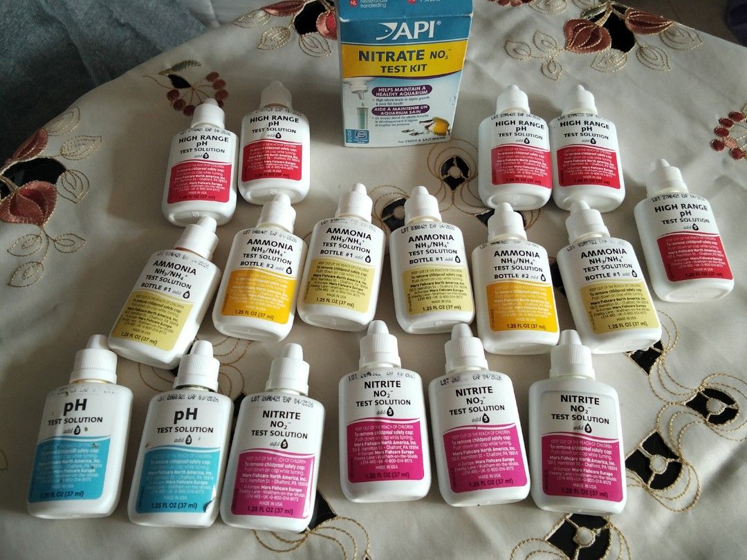 API test kit (Category: Homes & Other Pet Accessories) located in Singapore. Submitted by isabil (Listing ID 1457022610, Image 1). Description: some expire on 2025 & 2026 self collect at my place $5/- each..