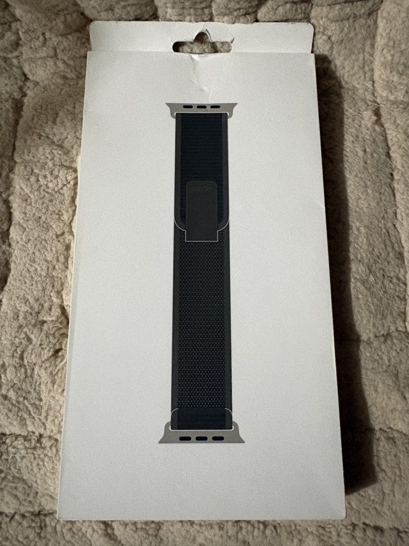 Apple 49mm Trail Loop Watch Band (Category: Wearables & Smart Watches) located in Manila. Submitted by cherrychinita (Listing ID 1457073572, Image 1). Description: For Sale Brand new and sealed Apple Watch 49mm Green Trail Loop - S/M Original Price ₱5990.00 Purchased from Power Mac SM North Edsa Meet Up: SM North Edsa, SM Grand Central Can also do shipping via Lalamove, Grab Express, J&T, LBC - shipping fee to be paid by the buyer. Strictly payme