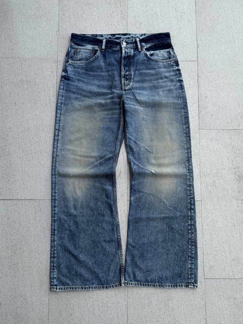 AUTHENTIC ACNE STUDIOS 2021M ROCKS (Category: Jeans) located in Rizal. Submitted by eterna.luxe (Listing ID 1457049206, Image 1). Description: AUTHENTIC ACNE STUDIOS 2021M ROCKS Model Height 5’10 32x42 hem 11 Condition: 10/10 Color rate: 10/10 Swipe for more details….