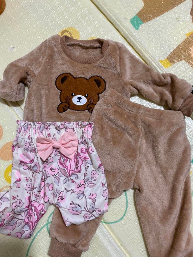 Baby Clothes, Shoes, and Toys Bundle - Various Sizes (Category: Babies & Kids Fashion) located in Makati City. Submitted by billyun (Listing ID 1457003521, Image 2). Description: - Bundle of baby clothes, shoes, and toys - Includes: onesies, tops, pants, socks, sandals, clogs -brands : carters, shein, oldnavy,Disney baby and other baby brands - Also includes: baby toys and a book - Assorted sizes and colors - Perfect for a growing baby - All item