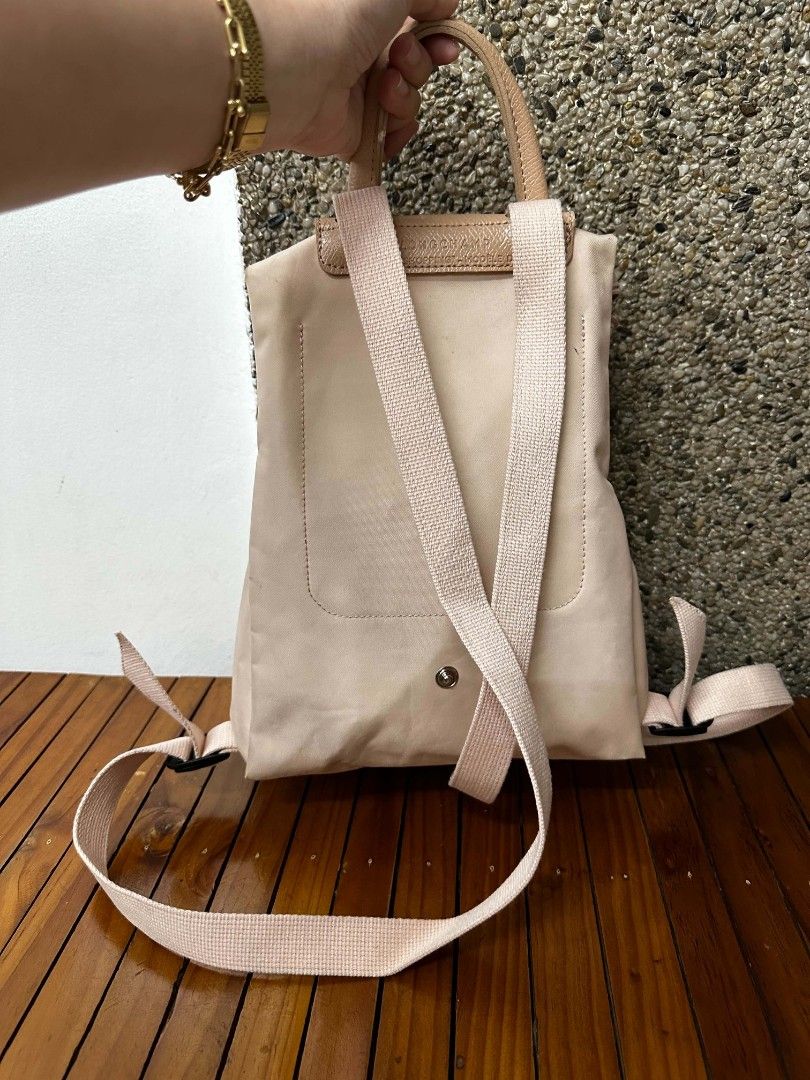 Back pack Long champ bag (Category: Backpacks) located in Angeles City. Submitted by aiscanday (Listing ID 1456962097, Image 2). Description: Japan Korea preloved source my kunti dumi lang nalalabhan naman.