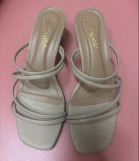 (Category: ) located in . Submitted by sbbshop (Listing ID 1457011508, Image 1). Description: .