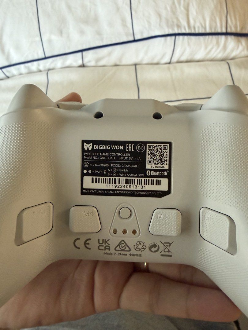 BIGBIG WON Gaming Controller (Category: Controllers) located in Manila. Submitted by youknowitsbeng (Listing ID 1457049002, Image 2). Description: Bought at DataBlitz 2025 Model: Gale Hall Complete with charger and box RFS: Decluttering Negotiable .