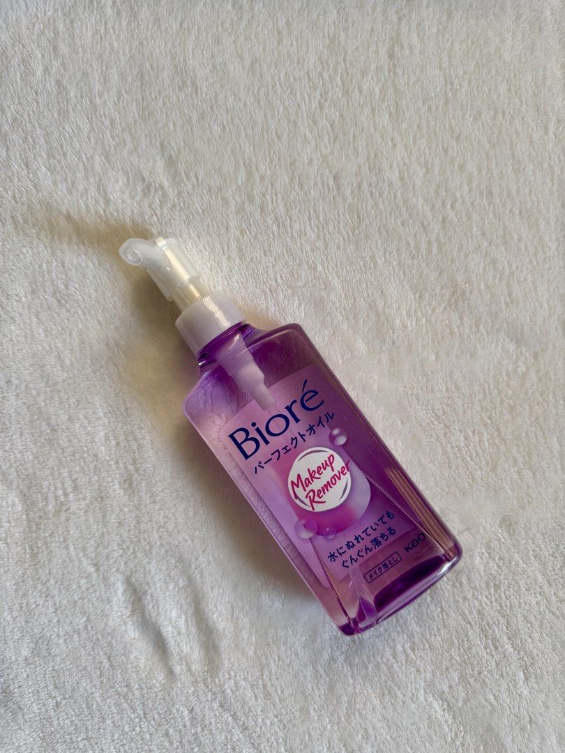 Biore Perfect Oil Makeup Remover (Category: Makeup) located in Paranaque City. Submitted by ellasbeautyfinds (Listing ID 1456992425, Image 1). Description: ‼️ NO TO LOW BALLERS ‼️ ➡️ Brand New ➡️ 100% Authentic (I do not sell fake items) ➡️ PM for the exact expiry date 📍 Parañaque City.