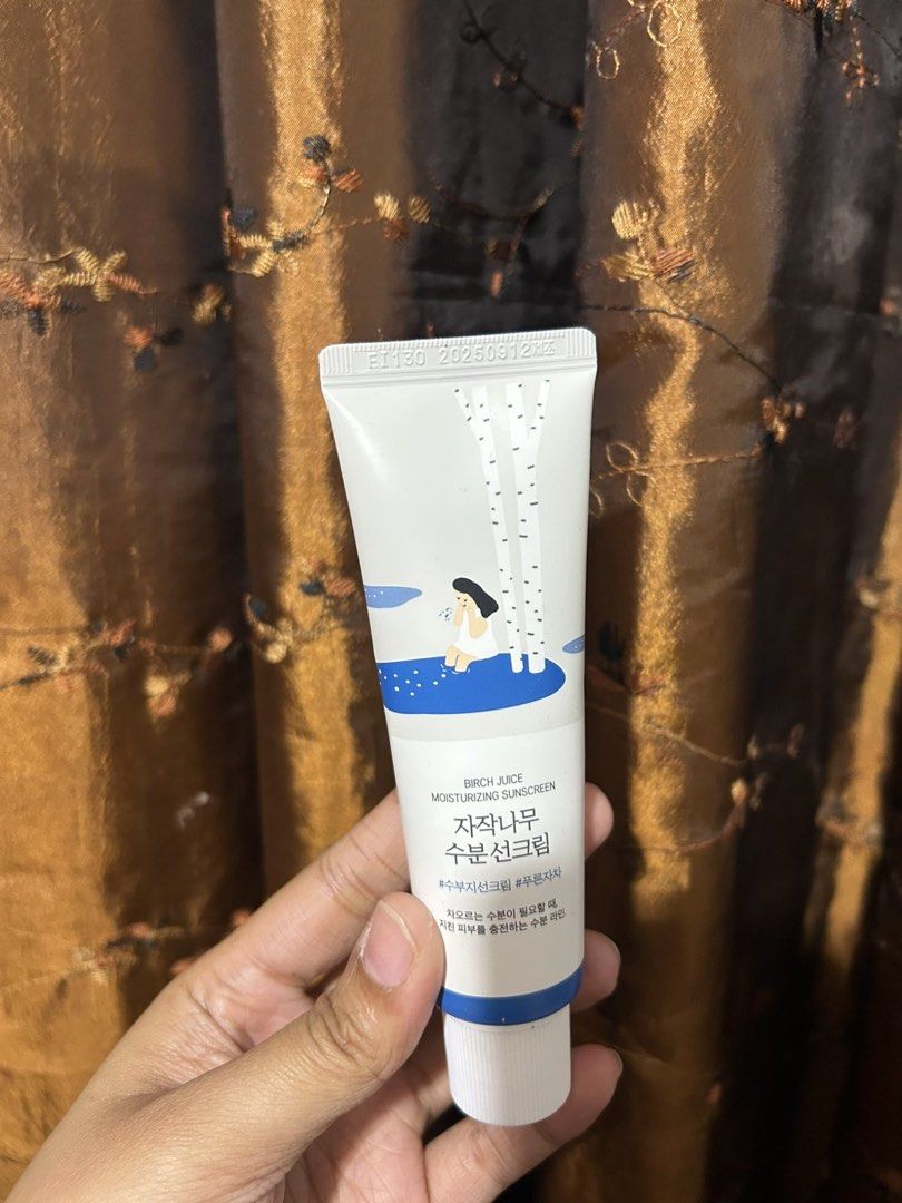 Birch Juice Moisturizing Sunscreen (Category: Face Care) located in Agdangan. Submitted by christy_4 (Listing ID 1457106635, Image 1). Description: .