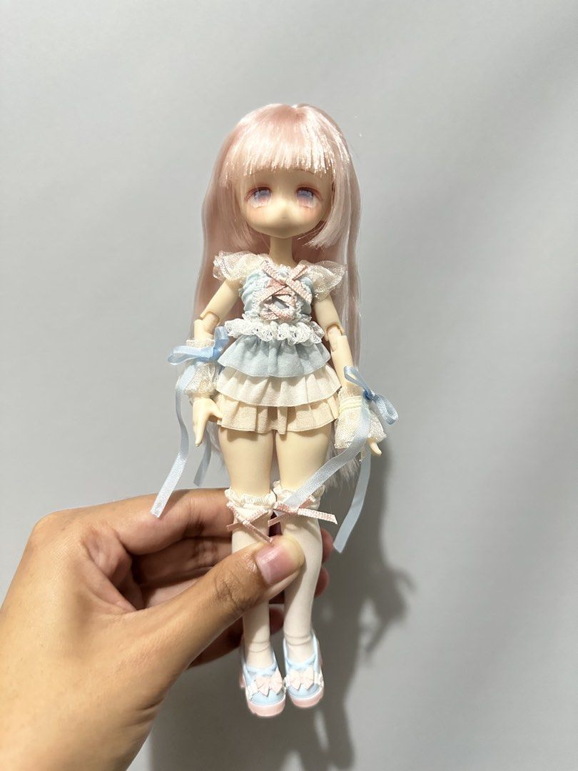 Bjd doll anime style (Category: Figurines & Statues) located in Quezon City. Submitted by dollyfinds (Listing ID 1457086668, Image 3). Description: BJD doll, looks new. Currently almost 2k (see last photo) Comes complete Loc.: Fairview, Quezon City.
