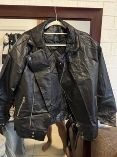 (Category: ) located in . Submitted by preloved_bycarla (Listing ID 1457032219, Image 1). Description: .