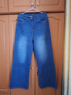 (Category: ) located in . Submitted by preloved_sharing (Listing ID 1456980330, Image 1). Description: .