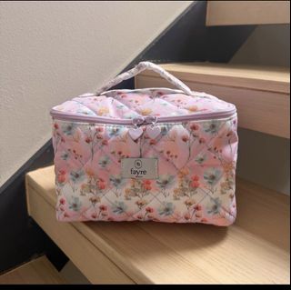 (Category: ) located in . Submitted by pleated_roses (Listing ID 1456955643, Image 1). Description: .