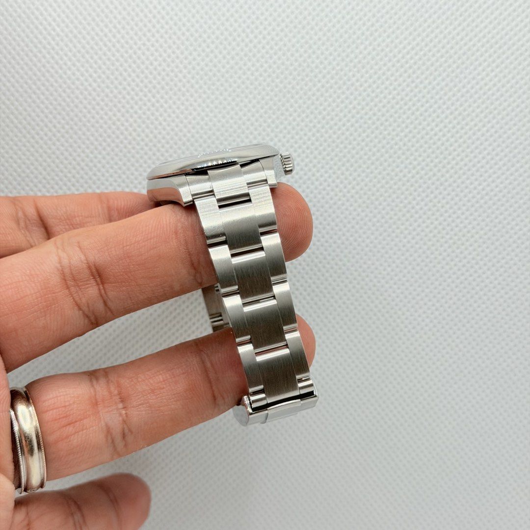 Brand New 08/2026 Rolex 277200 Oyster Perpetual 31 Candy Pink Dial OP31 OP 31 (Category: Watches) located in Singapore. Submitted by worthytime (Listing ID 1456964675, Image 2). Description: 🫵Join our Tele-gram channel for latest updates: worthytime.biz/tele ➡️Rolex 277200 Oyster Perpetual 31 Candy Pink Dial ➡️August 2026 (5 Years Rolex International Warranty Till 08/2031) ➡️Brand New Unworn ➡️Full Complete Set + White Tag ✅Trade Up/Down Welcome
